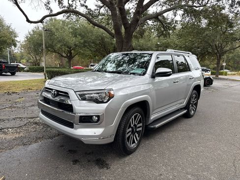 Used 2020 Toyota 4Runner Limited image 2