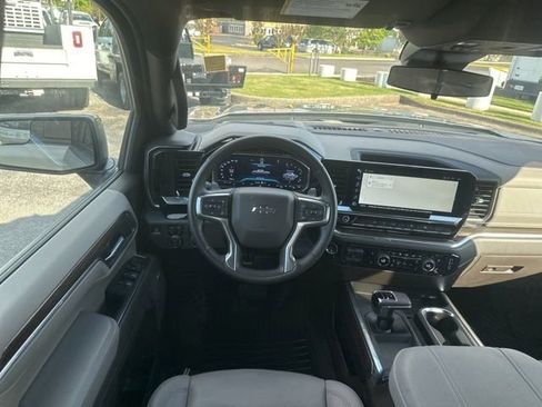 Used 2024 Chevrolet Silverado 1500 RST w/ Convenience Package II AWD/4WD image 27