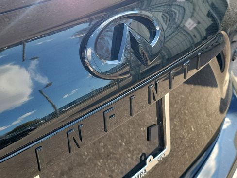 Used 2025 INFINITI QX50 Sport image 7