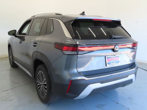 New 2025 Volkswagen Tiguan S image 7