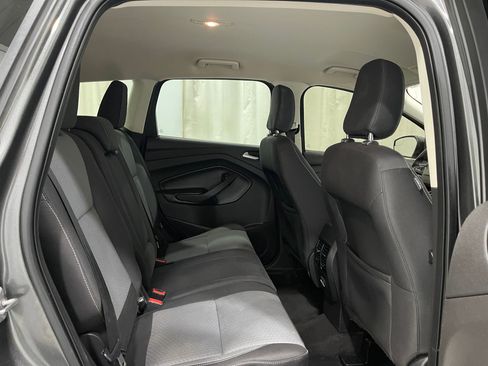 Used 2018 Ford Escape SE FWD image 29