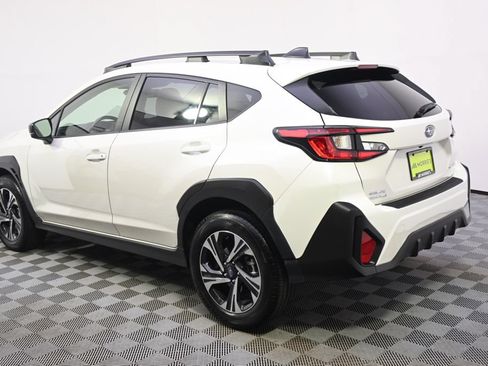Used 2024 Subaru Crosstrek 2.0i Premium AWD/4WD image 3