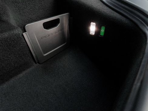 Used 2024 Porsche Macan 4 Electric image 38