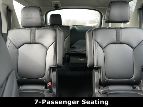 Used 2024 Honda Pilot EX-L image 37