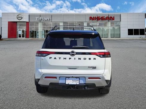 Certified 2023 Nissan Pathfinder Platinum AWD/4WD image 5