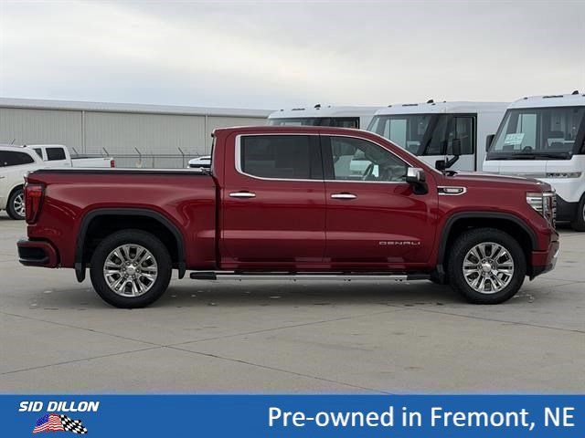 Certified 2023 GMC Sierra 1500 Denali w/ Technology Package AWD/4WD image 3