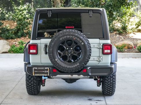 Used 2023 Jeep Wrangler Unlimited w/ Cold Weather Group AWD/4WD image 5