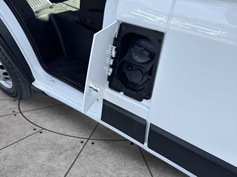 Used 2026 RAM ProMaster 2500 FWD image 19