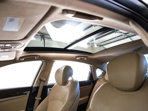 Used 2015 Hyundai Genesis 3.8 w/ Option Group 02 image 4