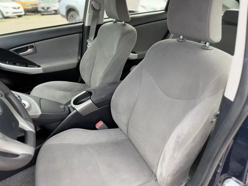 Used 2014 Toyota Prius Four image 14