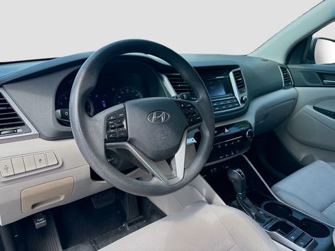 Used 2017 Hyundai Tucson SE FWD image 7