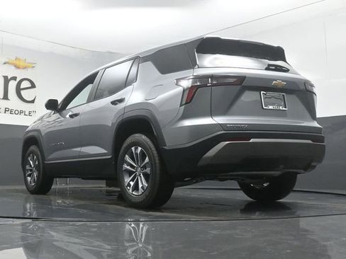 New 2026 Chevrolet Equinox LT w/ Safety and Technology Package FWD image 5