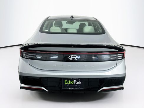 Used 2024 Hyundai Sonata SEL FWD image 7