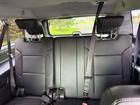 Used 2020 GMC Yukon XL SLT image 8