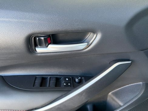 Used 2025 Toyota Corolla SE image 10