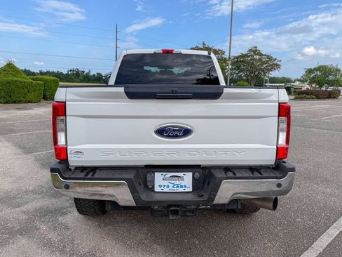 Used 2019 Ford F250 XLT w/ XLT Value Package AWD/4WD image 5