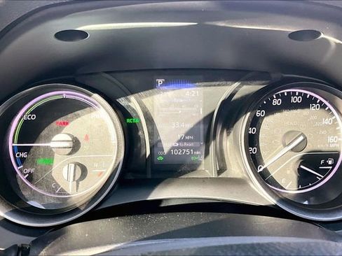 Used 2022 Toyota Camry SE image 12