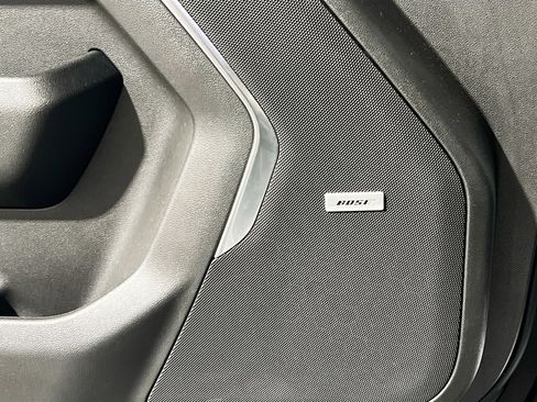 Used 2022 Chevrolet Tahoe Z71 w/ Luxury Package image 15