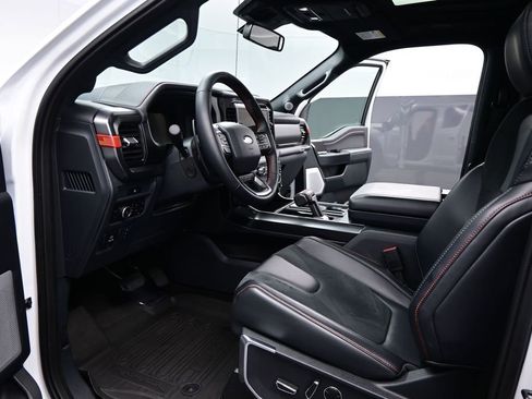 Used 2025 Ford F150 Raptor AWD/4WD image 8