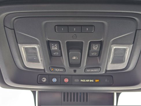 Used 2025 GMC Sierra 2500 AT4 w/ AT4 Premium Plus Package image 29