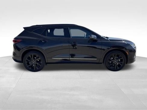 Certified 2022 Chevrolet Blazer RS w/ Enhanced Convenience Package image 6