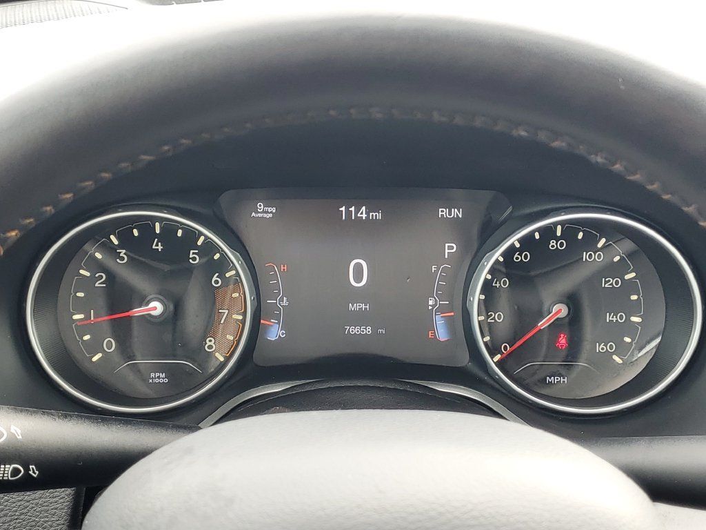 Used 2018 Jeep Compass Limited w/ Navigation Group AWD/4WD image 16