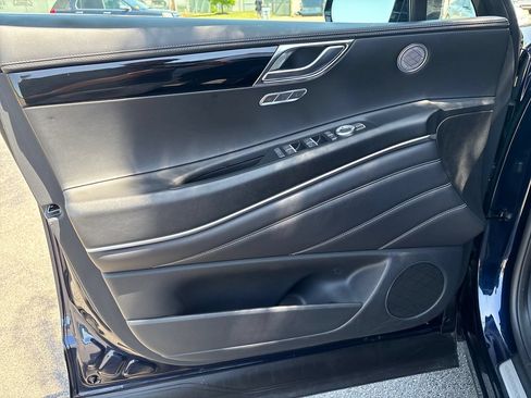 Used 2025 Genesis GV80 AWD 2.5T Standard image 14