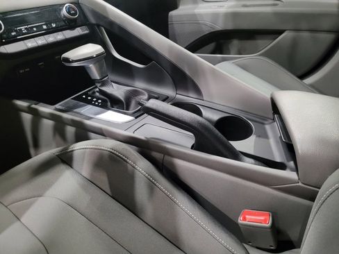 Used 2023 Hyundai Elantra SEL w/ Cargo Package FWD image 26