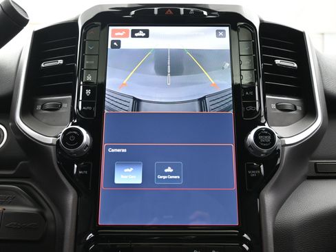 Used 2023 RAM 2500 Big Horn w/ Level B Equipment Group image 29