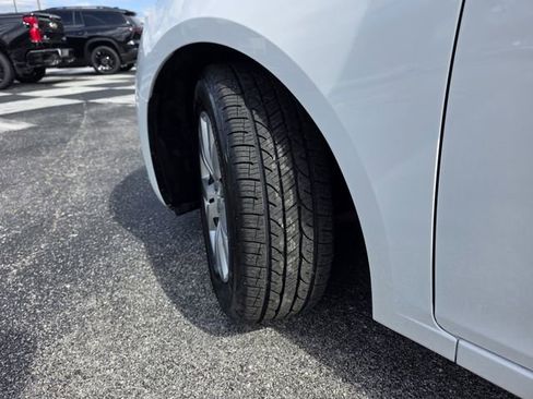 Used 2014 Chevrolet Cruze LS image 30