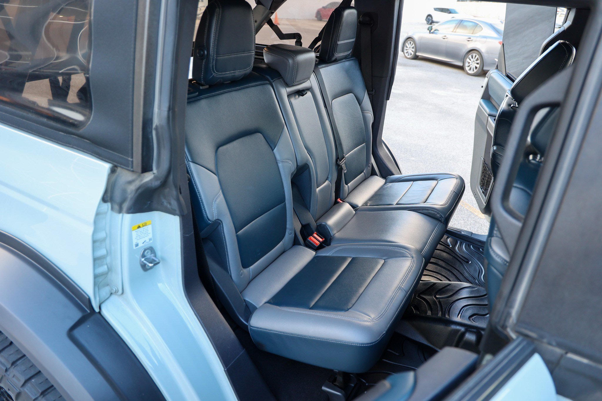 Used 2022 Ford Bronco Outer Banks AWD/4WD image 40