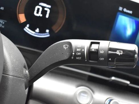 Used 2024 Hyundai Kona SEL FWD image 29