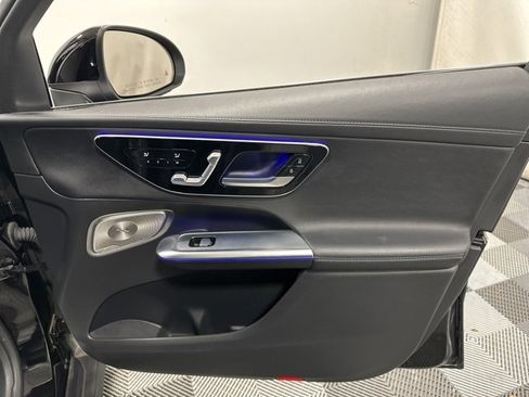 Certified 2023 Mercedes-Benz GLC 300 4MATIC image 33