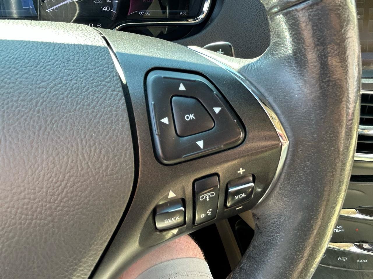 Used 2014 Lincoln MKT AWD w/ Equipment Group 201A image 20