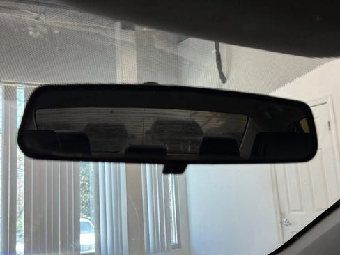 Used 2016 Toyota Corolla S image 32