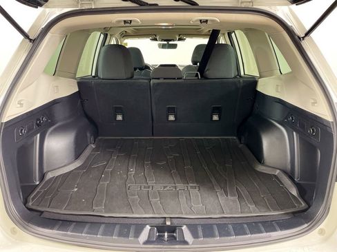 Used 2024 Subaru Forester Premium image 30
