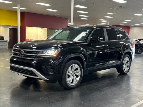 Used 2021 Volkswagen Atlas SE FWD image 3