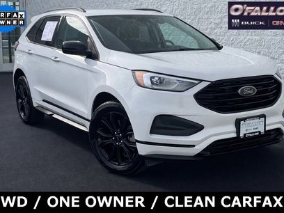 Used 2022 Ford Edge SE w/ Black Appearance Package