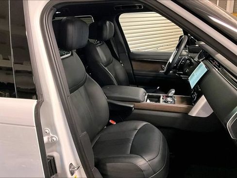 Used 2023 Land Rover Range Rover Autobiography AWD/4WD image 6