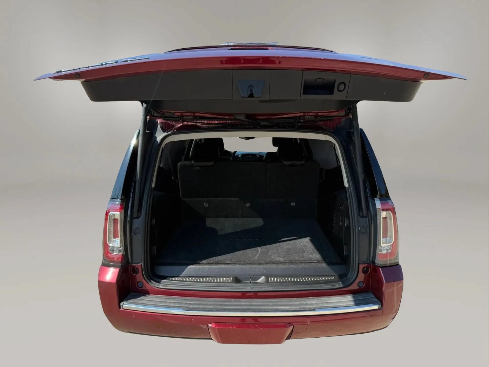 Used 2017 GMC Yukon XL Denali RWD image 11