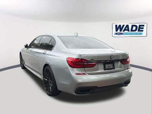 Used 2019 BMW 750i xDrive w/ Executive Package AWD/4WD image 6