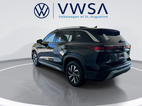 New 2026 Volkswagen Tiguan S FWD image 5