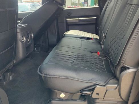 Used 2011 Ford F250 Lariat w/ Lariat Ultimate Pkg AWD/4WD image 13
