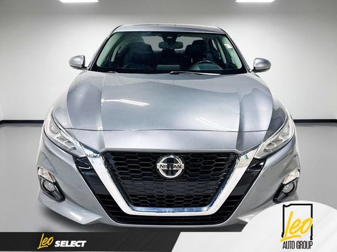 Used 2019 Nissan Altima 2.5 SV AWD/4WD image 2