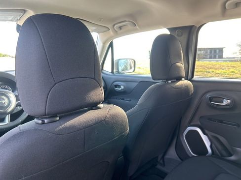 Used 2018 Jeep Renegade Sport w/ Power & Air Group image 29