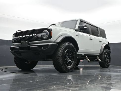 Used 2021 Ford Bronco Wildtrak AWD/4WD image 46