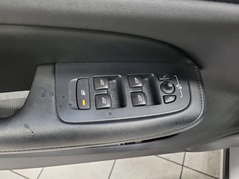 Used 2024 Volvo S60 B5 Core image 29