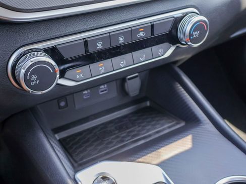 New 2026 Nissan Altima 2.5 SR FWD image 12