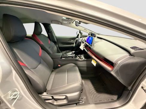 New 2024 Toyota Prius Prime Premium image 23