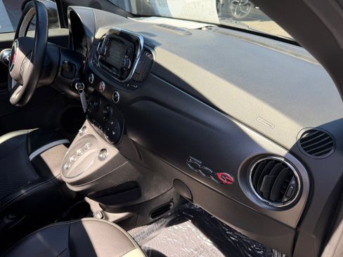 Used 2018 FIAT 500 e FWD image 28